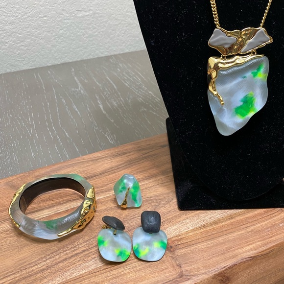 Molten Gold Lucite Alexis Bittar Set - Fluorescent Sky - Picture 1 of 10